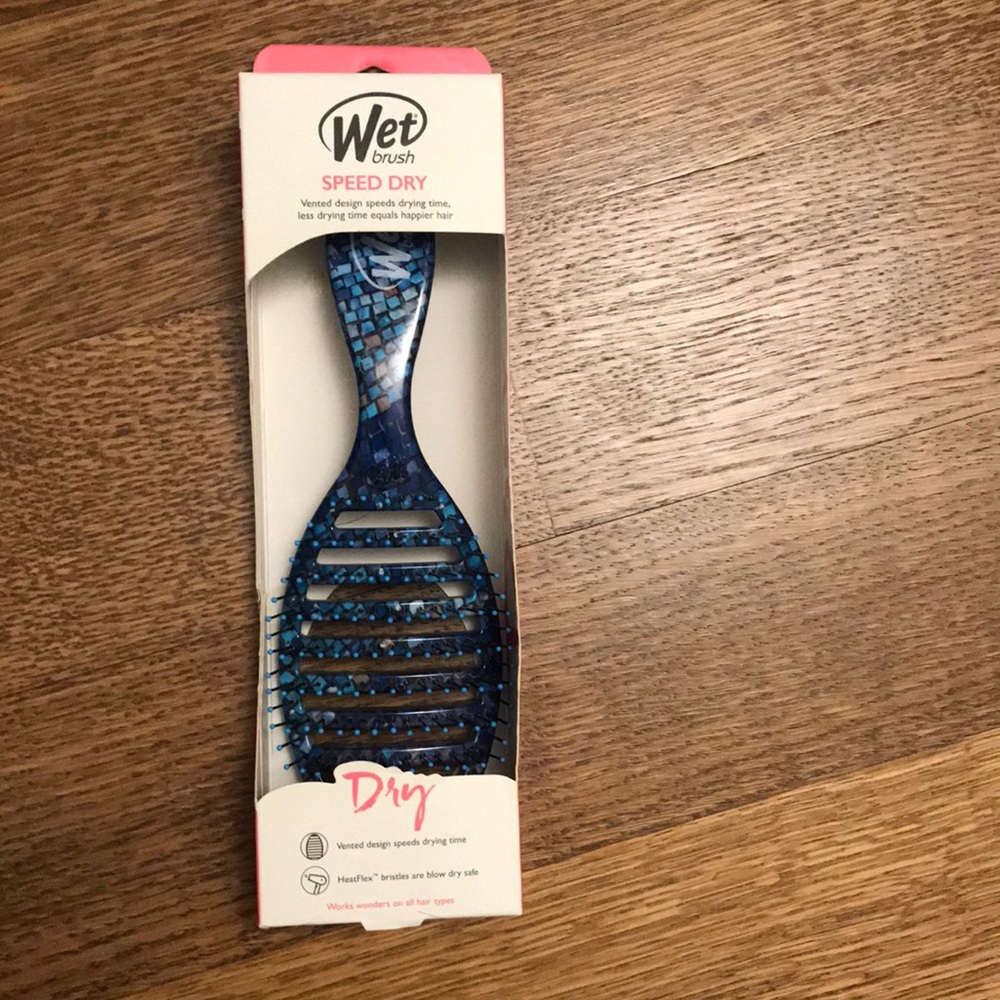 Brand New wet brush - Picture 1 of 2